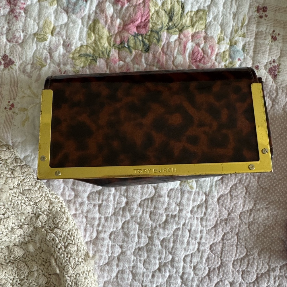 Tory Burch sunglasses case